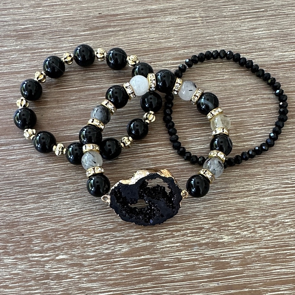 Elegant Black and Gold Beaded Bracelet Set featuring Black Druzy agate.